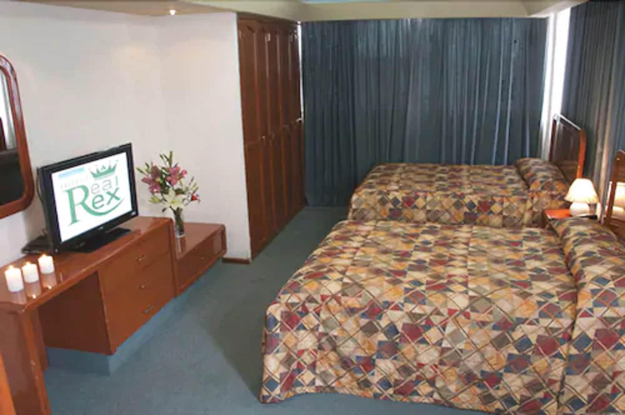 Hotel Real Rex León Buitenkant foto