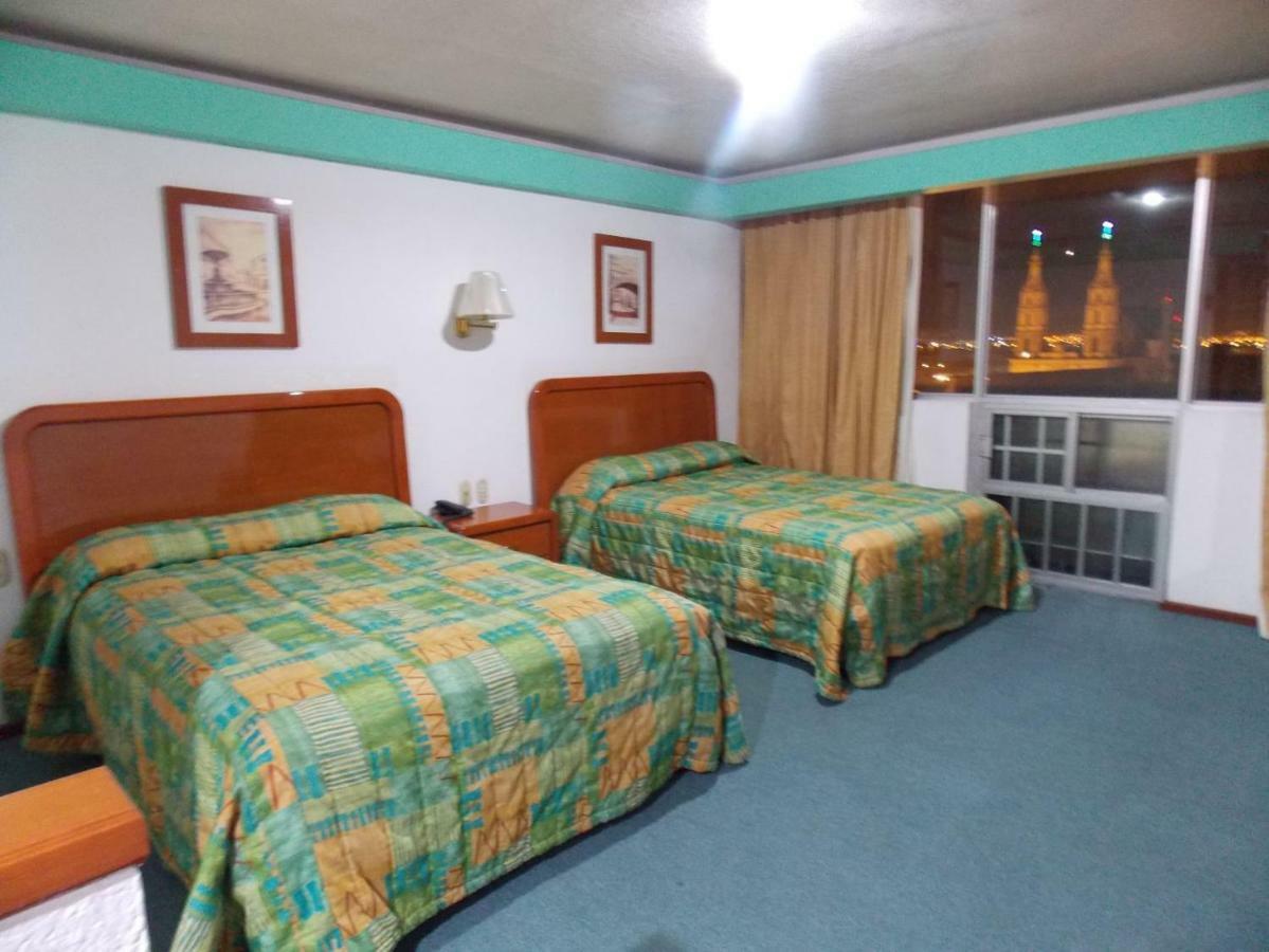 Hotel Real Rex León Buitenkant foto
