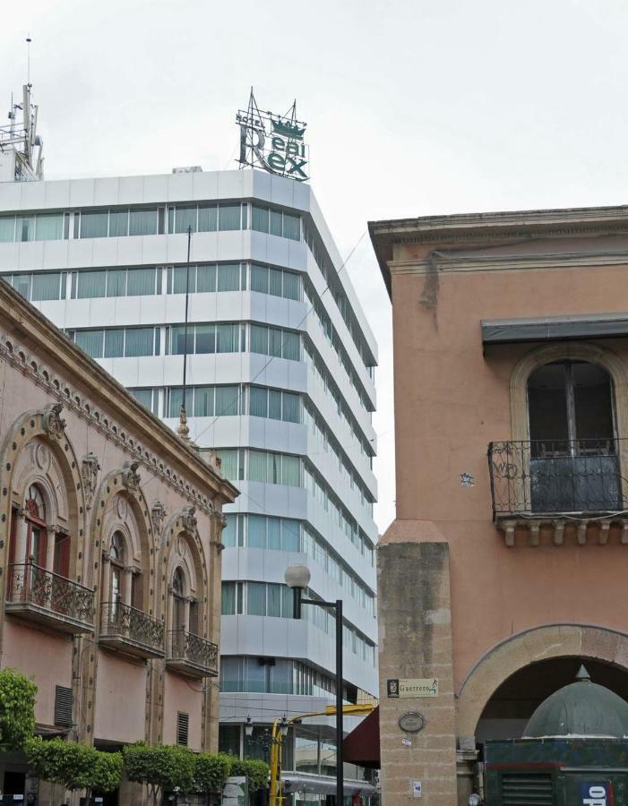 Hotel Real Rex León Buitenkant foto
